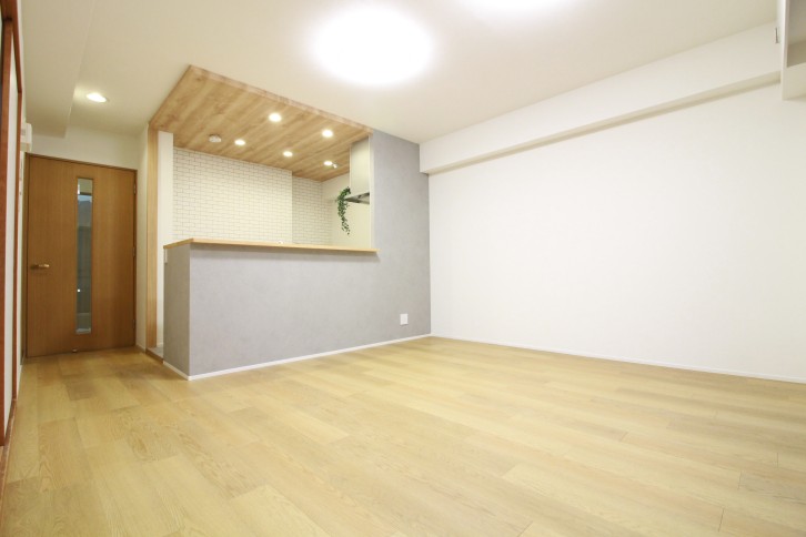 ライオンズマンション引山204号室