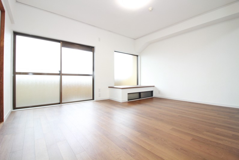 日の光が心地いいLDK