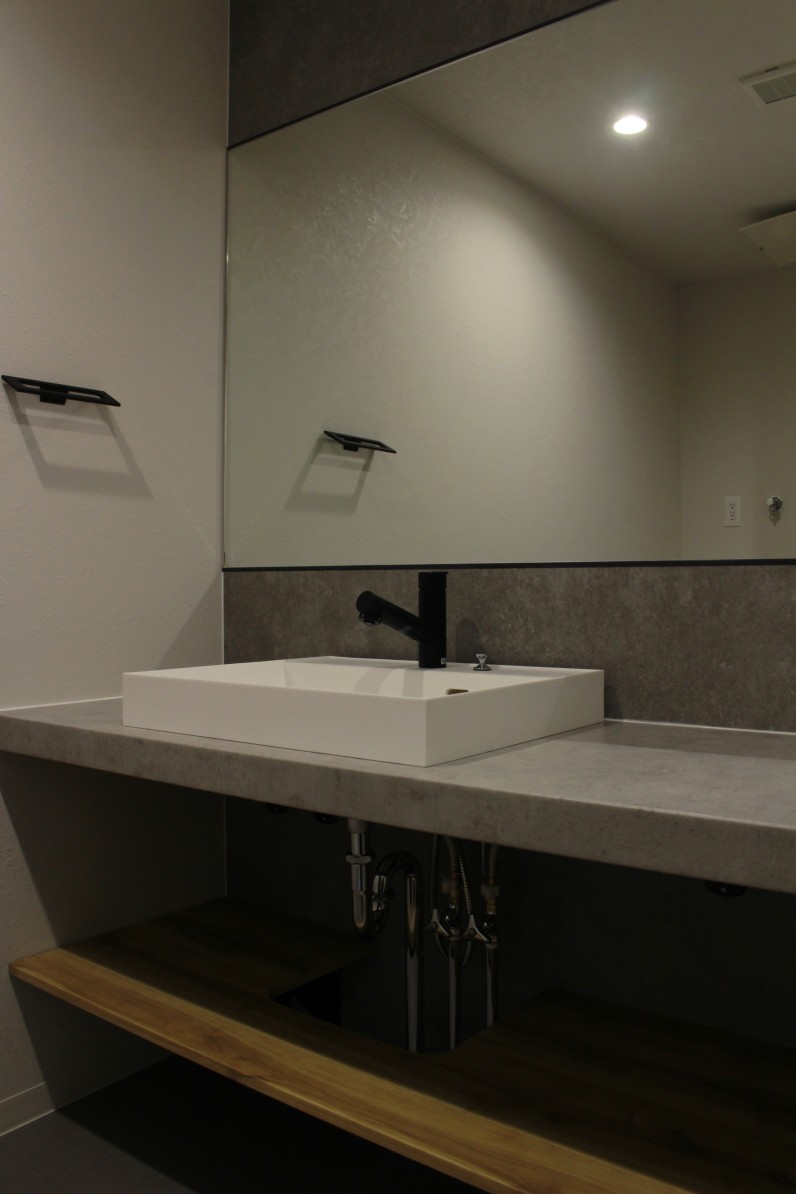 シンプルな造形。
余白を楽しむ朝。