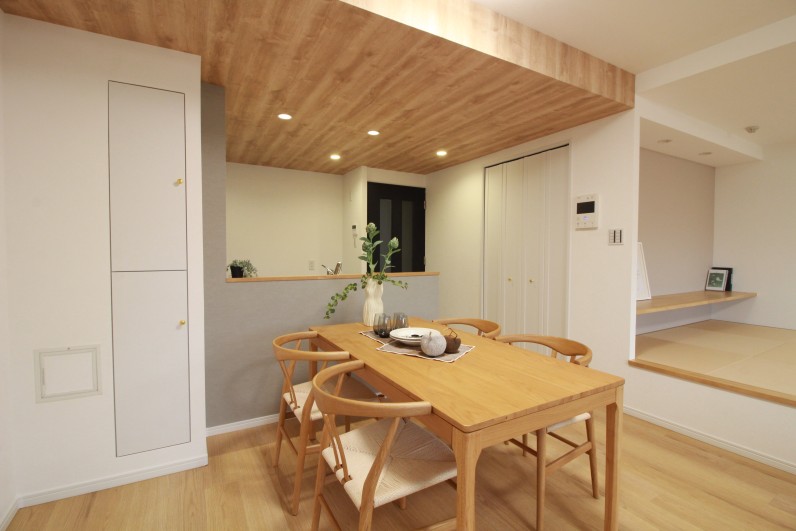 心地よい「余白」を愉しむ、
カフェスタイルのLDK